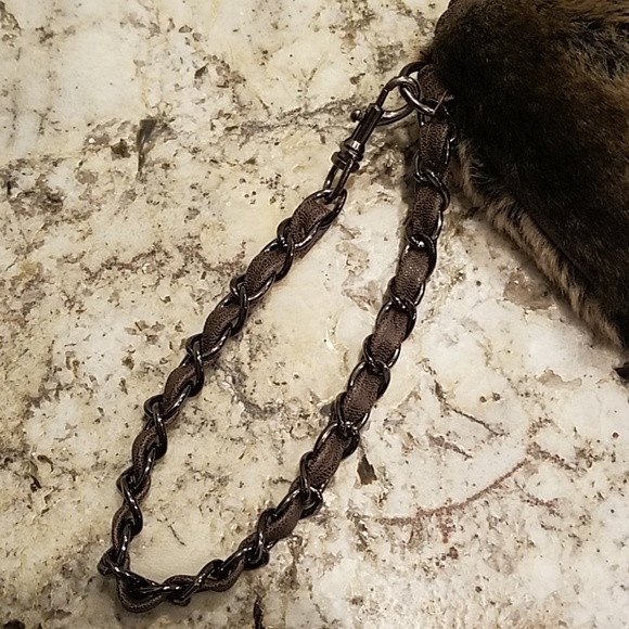 Venus faux fur clutch bag - Picture 4 of 4